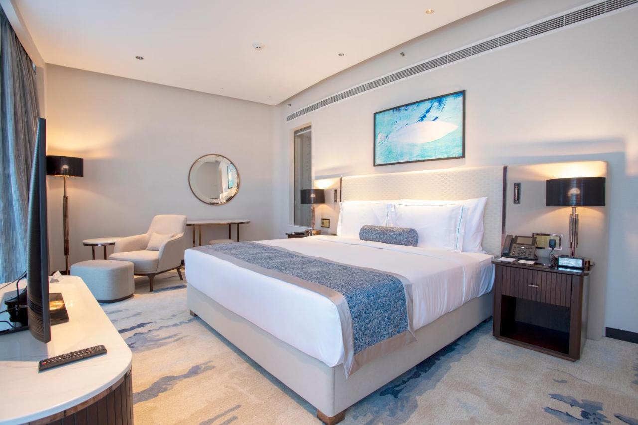Century Marina Hotel - Lusail Exterior foto Deluxe Room